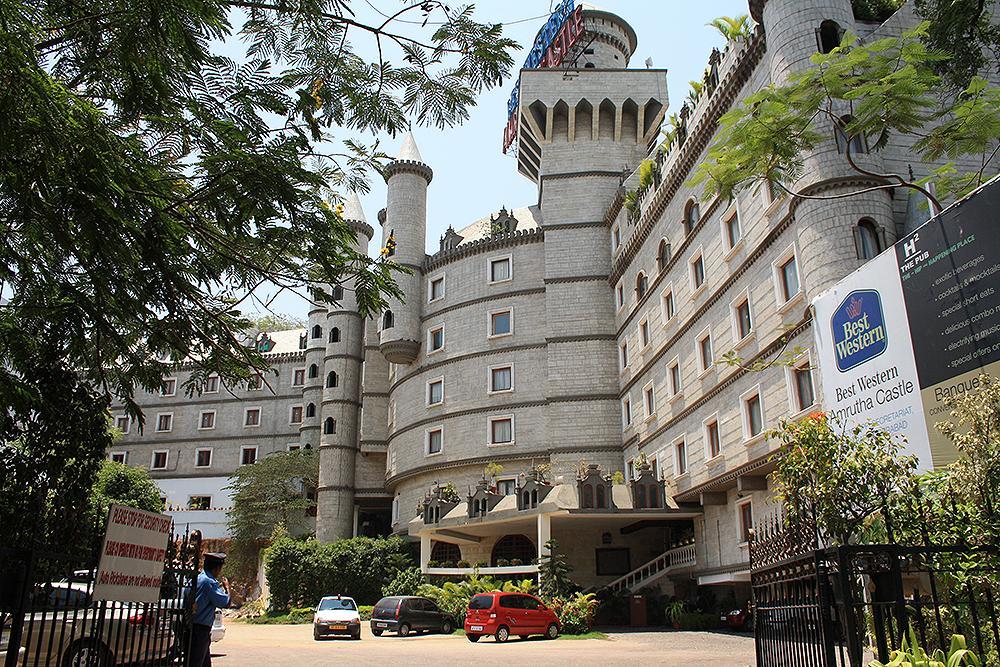 Best Western Amrutha Castle Hajdarabad Zewnętrze zdjęcie
